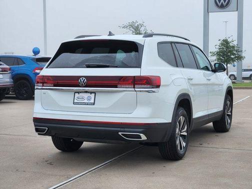 2025 Volkswagen Atlas 2.0T SE