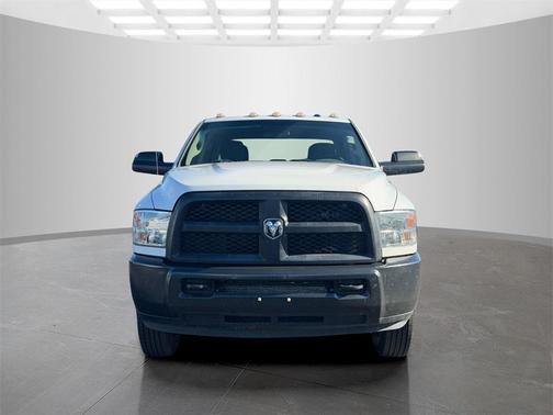 2017 RAM 3500 Tradesman Crew Cab 4x4 8' Box