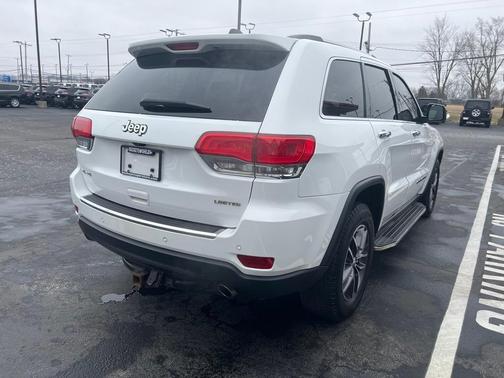 Photo 5 of 42 of 2017 Jeep Grand Cherokee Limited