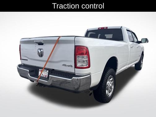 2019 RAM 2500 Big Horn Crew Cab 4x4 8' Box