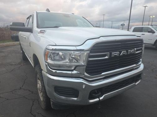 2019 RAM 2500 Big Horn Crew Cab 4x4 8' Box