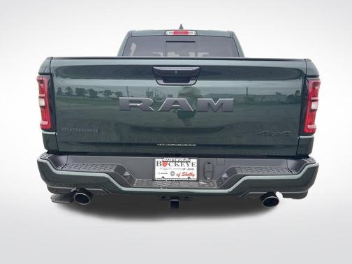 Serrano Green Metallic 2026 RAM 1500 Big Horn/Lone Star