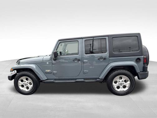 Anvil Clearcoat 2015 Jeep Wrangler Unlimited Sahara