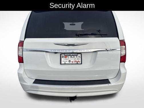 2016 Chrysler Town & Country Touring