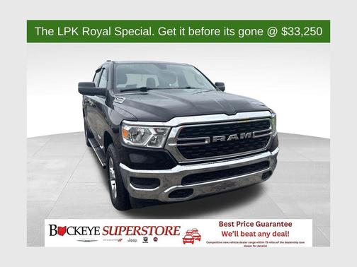 Diamond Black Crystal Pearlcoat 2023 RAM 1500 Big Horn/Lone Star