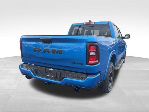 Hydro Blue Pearlcoat 2026 RAM 1500 Big Horn/Lone Star