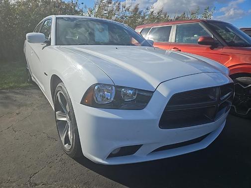 2014 Dodge Charger SXT