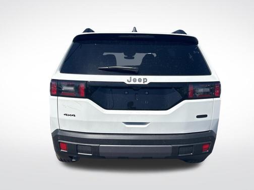 Bright White Clearcoat 2026 Jeep Cherokee Overland