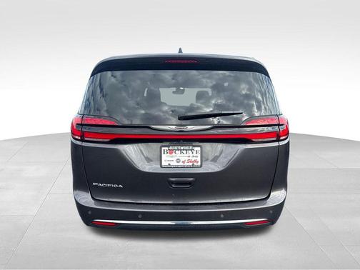 Granite Crystal Metallic Clearcoat 2023 Chrysler Pacifica Touring L