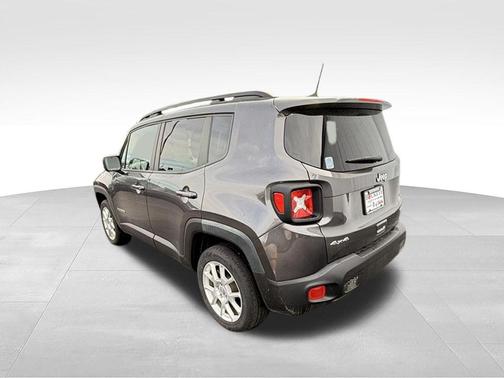 Granite Crystal Metallic Clearcoat 2020 Jeep Renegade Latitude