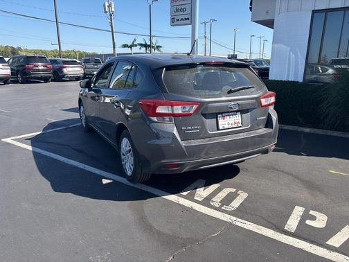 2019 Subaru Impreza 2.0i