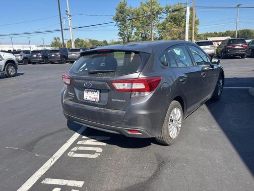 2019 Subaru Impreza 2.0i