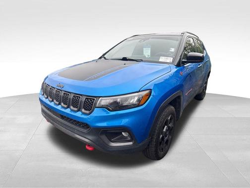 Laser Blue Pearlcoat 2023 Jeep Compass Trailhawk
