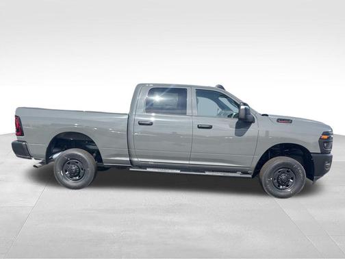 Ceramic Gray Clearcoat 2026 RAM 2500 Tradesman Crew Cab 4x4 6'4' Box