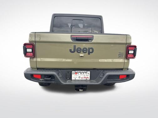 2026 Jeep Gladiator Willys 4x4