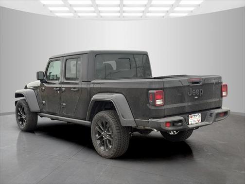 2025 Jeep Gladiator Nighthawk