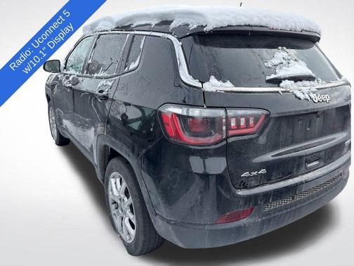 2023 Jeep Compass Latitude Lux