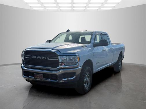 2019 RAM 2500 Big Horn Crew Cab 4x4 8' Box