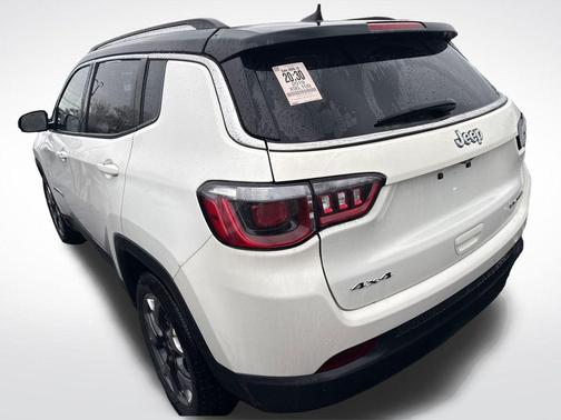 White Clearcoat 2019 Jeep Compass Limited