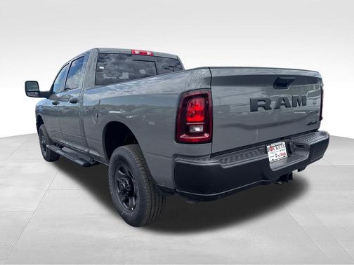 Ceramic Gray Clearcoat 2026 RAM 3500 Tradesman Crew Cab 4x4 6'4' Box