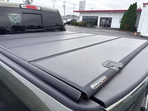Olive Green Pearlcoat 2021 RAM 1500 Big Horn/Lone Star