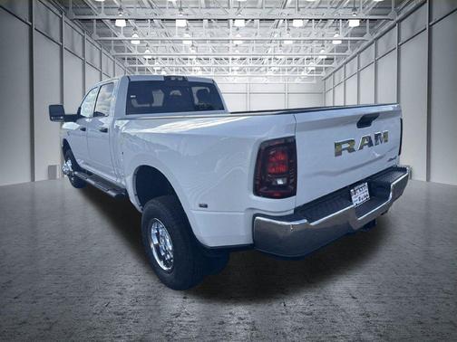 Bright White Clearcoat 2027 RAM 3500 Tradesman