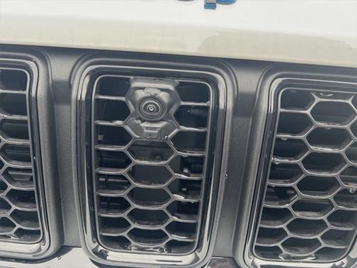 2023 Jeep Grand Cherokee 4xe Trailhawk