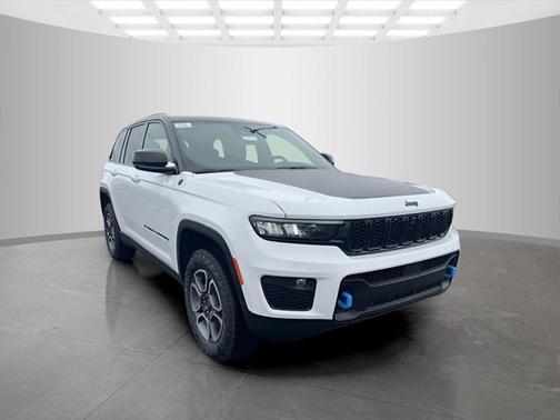 2023 Jeep Grand Cherokee 4xe Trailhawk