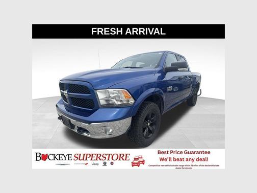 Blue Streak Pearlcoat 2016 RAM 1500 Outdoorsman