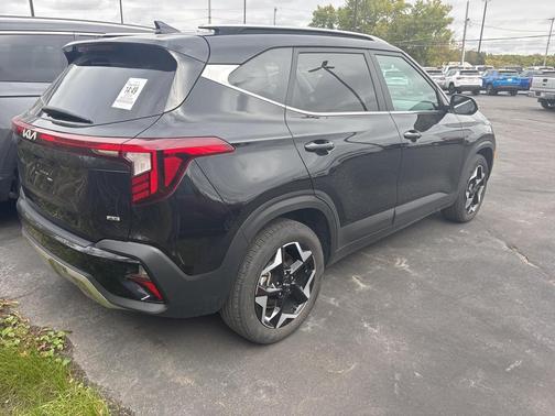 2024 Kia Seltos EX