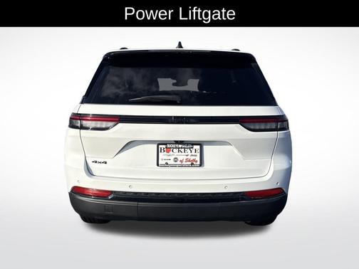 2022 Jeep Grand Cherokee Altitude