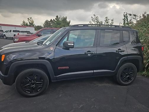 2018 Jeep Renegade Trailhawk