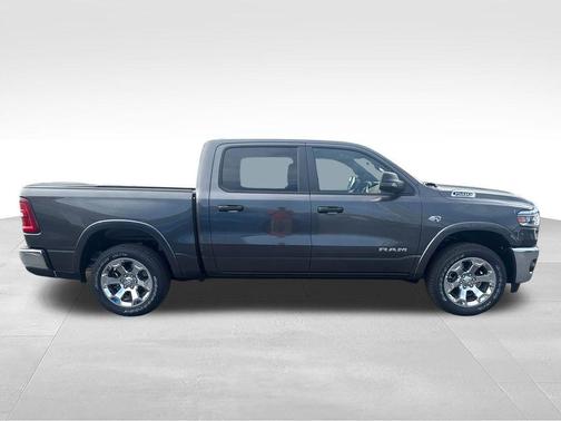 Granite Crystal Metallic Clearcoat 2026 RAM 1500 Big Horn/Lone Star