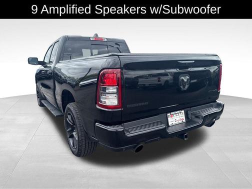 Diamond Black Crystal Pearlcoat 2023 RAM 1500 Big Horn/Lone Star