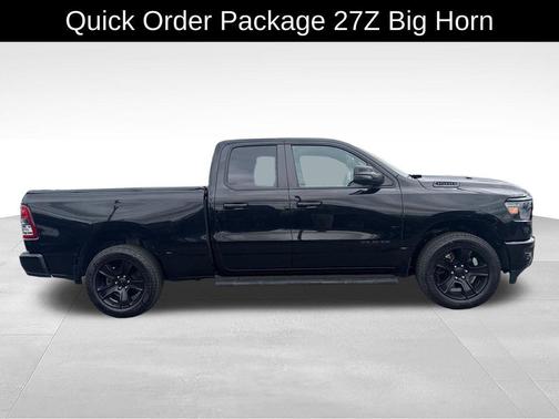 Diamond Black Crystal Pearlcoat 2023 RAM 1500 Big Horn/Lone Star
