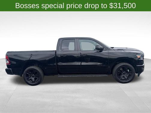 Diamond Black Crystal Pearlcoat 2023 RAM 1500 Big Horn/Lone Star