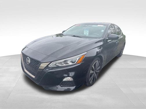 Super Black 2020 Nissan Altima SR Intelligent AWD