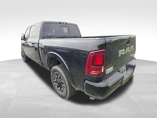 Diamond Black Crystal Pearlcoat 2025 RAM 3500 Longhorn
