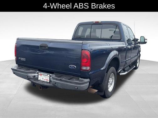 True Blue Clearcoat Metallic 2002 Ford F-250 XLT