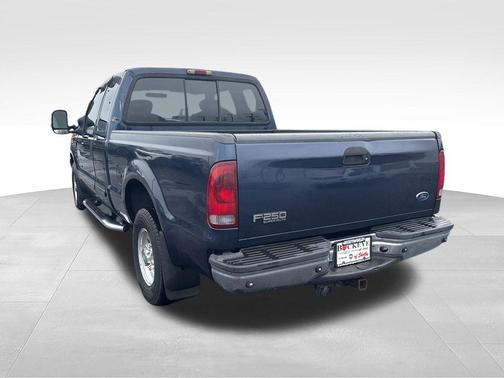 True Blue Clearcoat Metallic 2002 Ford F-250 XLT