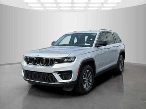 2022 Jeep Grand Cherokee Laredo