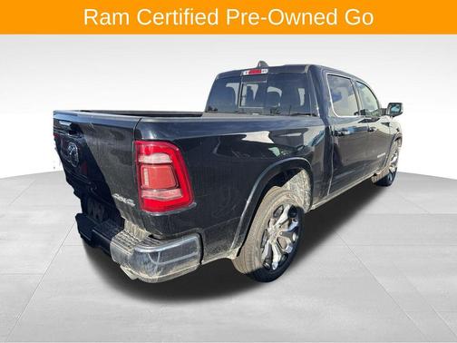 Diamond Black Crystal Pearlcoat 2021 RAM 1500 Longhorn