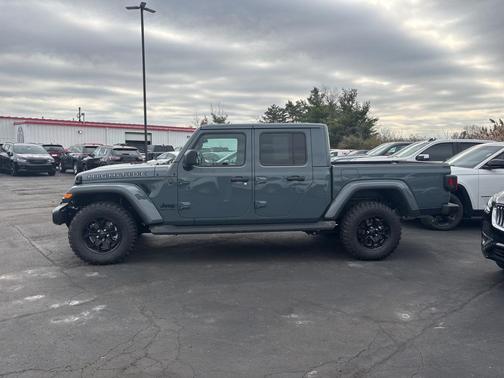 2025 Jeep Gladiator High Tide