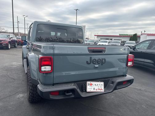 2025 Jeep Gladiator High Tide