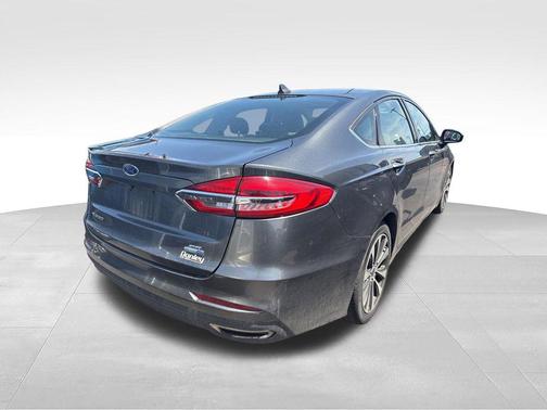 Magnetic Metallic 2019 Ford Fusion SE