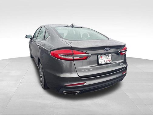Magnetic Metallic 2019 Ford Fusion SE