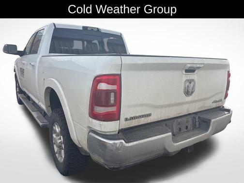 2022 RAM 2500 Laramie Crew Cab 4x4 6'4' Box