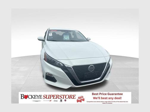 Glacier White 2022 Nissan Altima S FWD