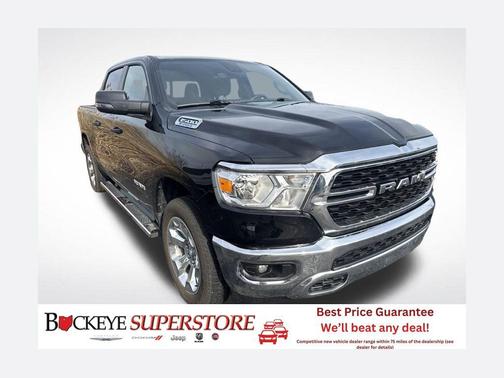 Diamond Black Crystal Pearlcoat 2023 RAM 1500 Big Horn/Lone Star