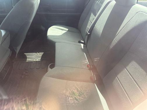 Brilliant Black Crystal Pearlcoat 2016 RAM 3500 Tradesman